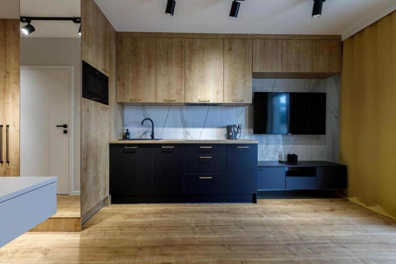Urban Chic - Studio Apartment - Odra View&Witolda Breslavia Esterno foto