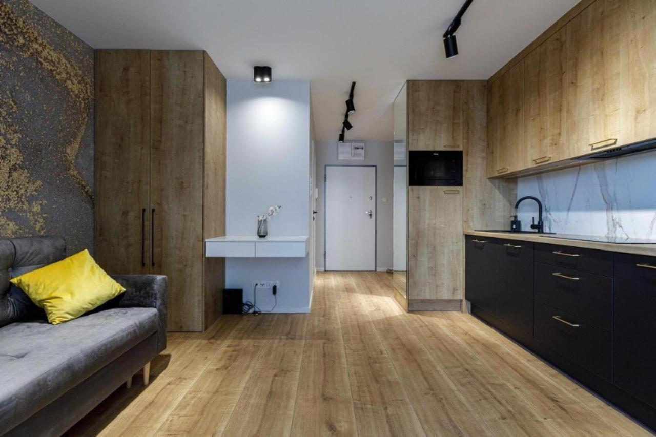 Urban Chic - Studio Apartment - Odra View&Witolda Breslavia Esterno foto
